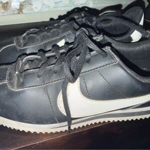 Nike Black and White Classic Sneakers